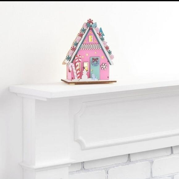 Gingerbread House pink led holiday Christmas wood laser cut house decor - Picture 4 of 4